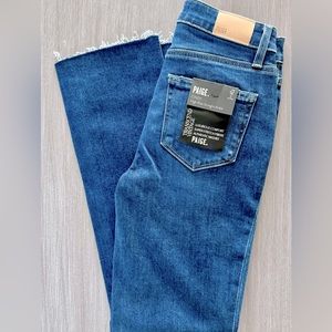 Paige Cindy Straight Jeans